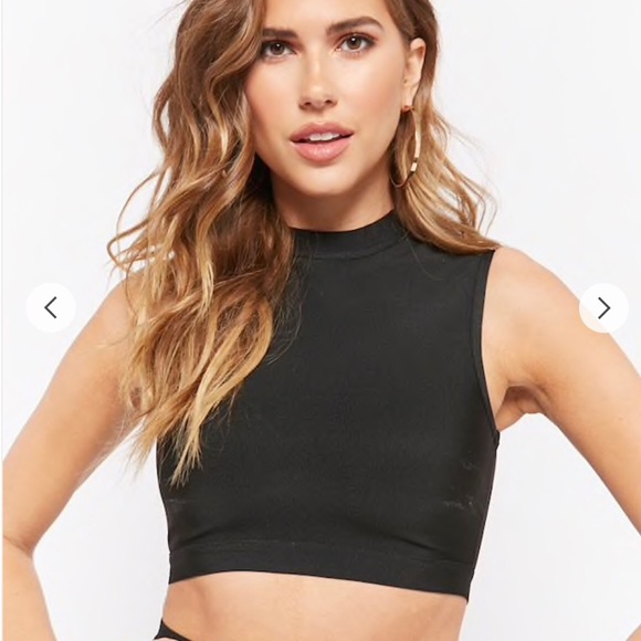 Sleeveless High-Neck Crop Top - Picture 3 of 3